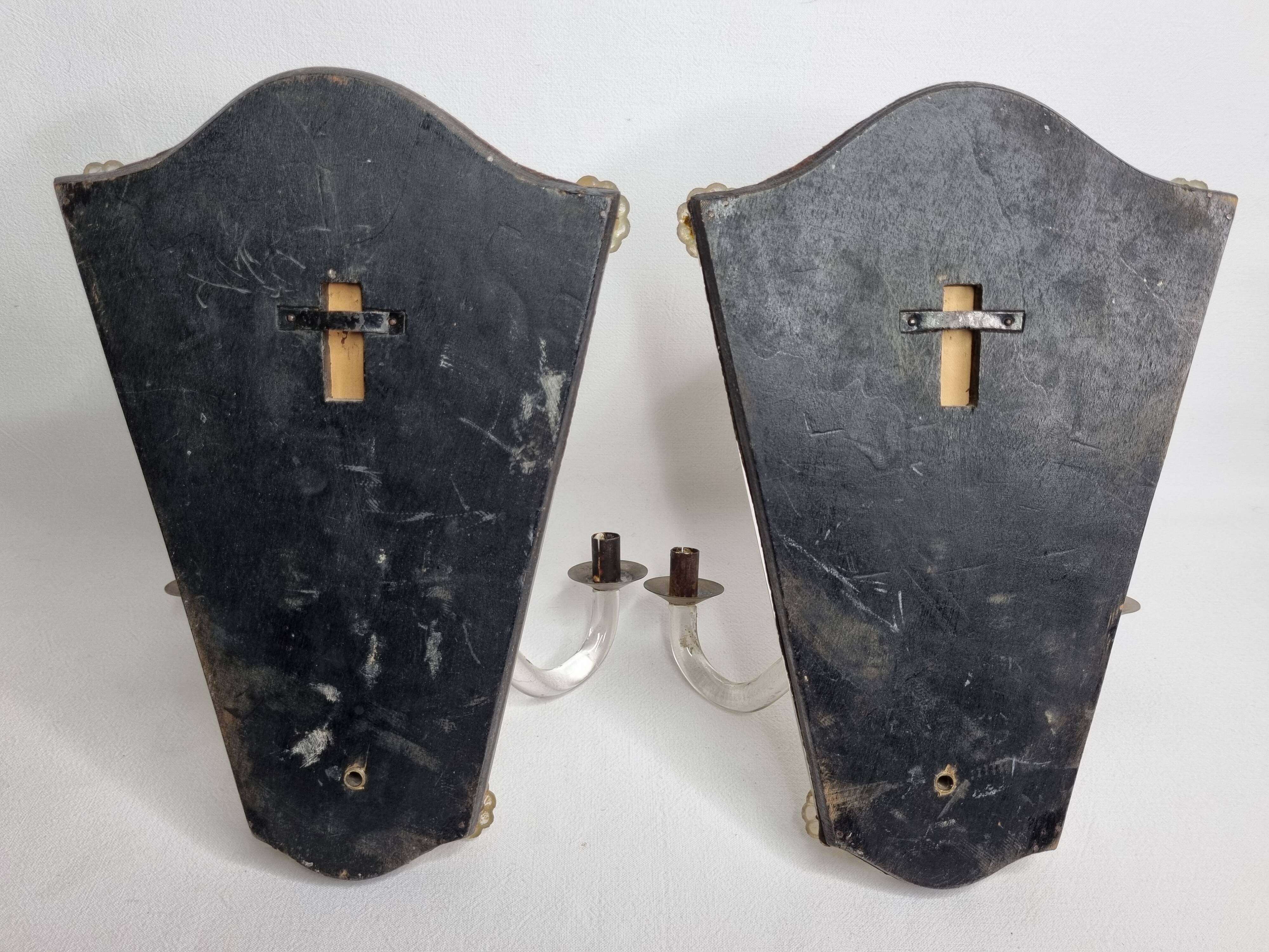 Pair of antique Murano wall lights with gilded engraved mirror, Italy, 19th century