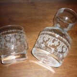 Carafe et verre de nuit