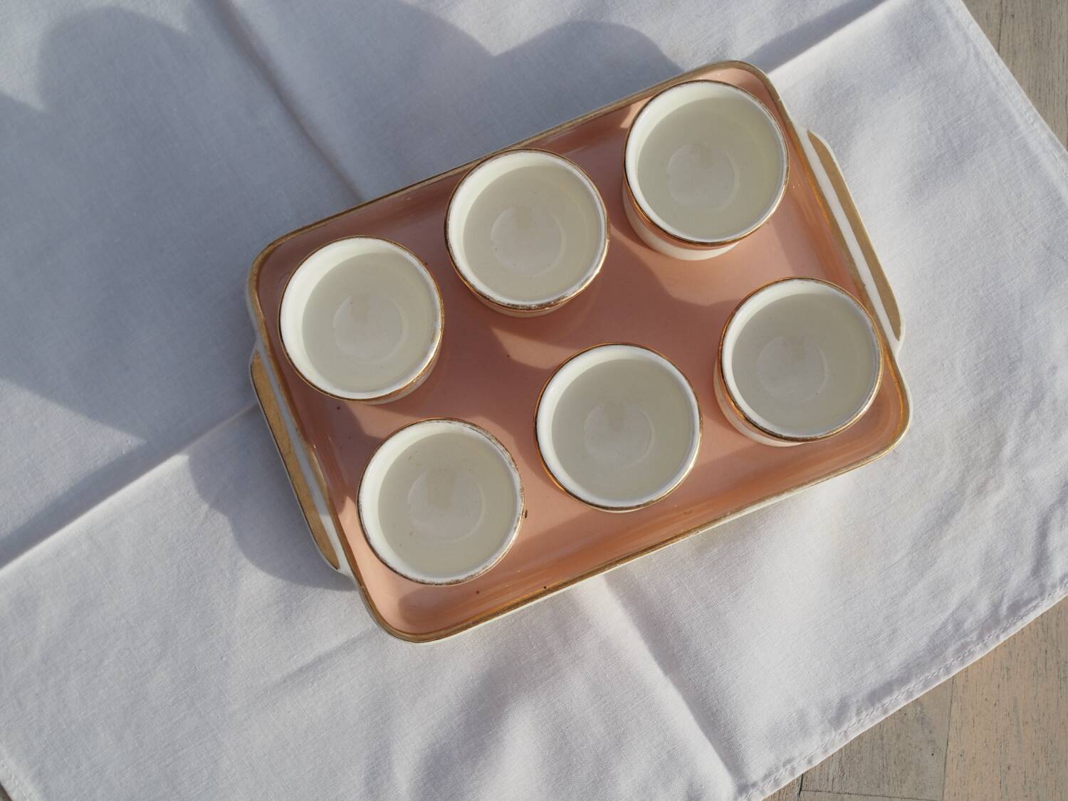 6 Egg cups on vintage Villeroy & Boch tray