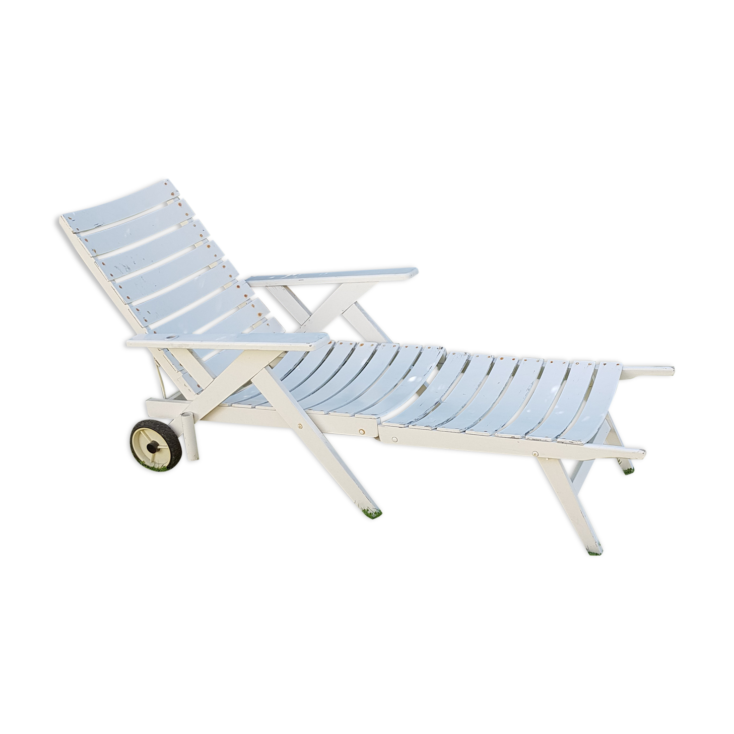 Lounge Chair or Lounger wooden feet compass years 1970