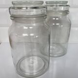 2 storage jars