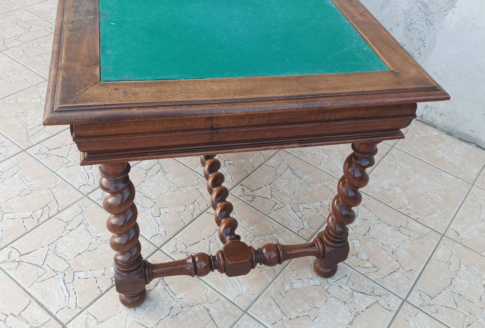 Louis XIII desk in walnut