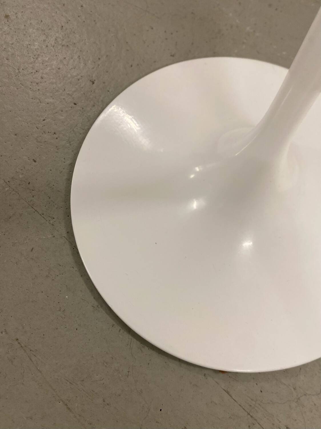 Saarinen Tulip Oval Marble Side Table for Knoll