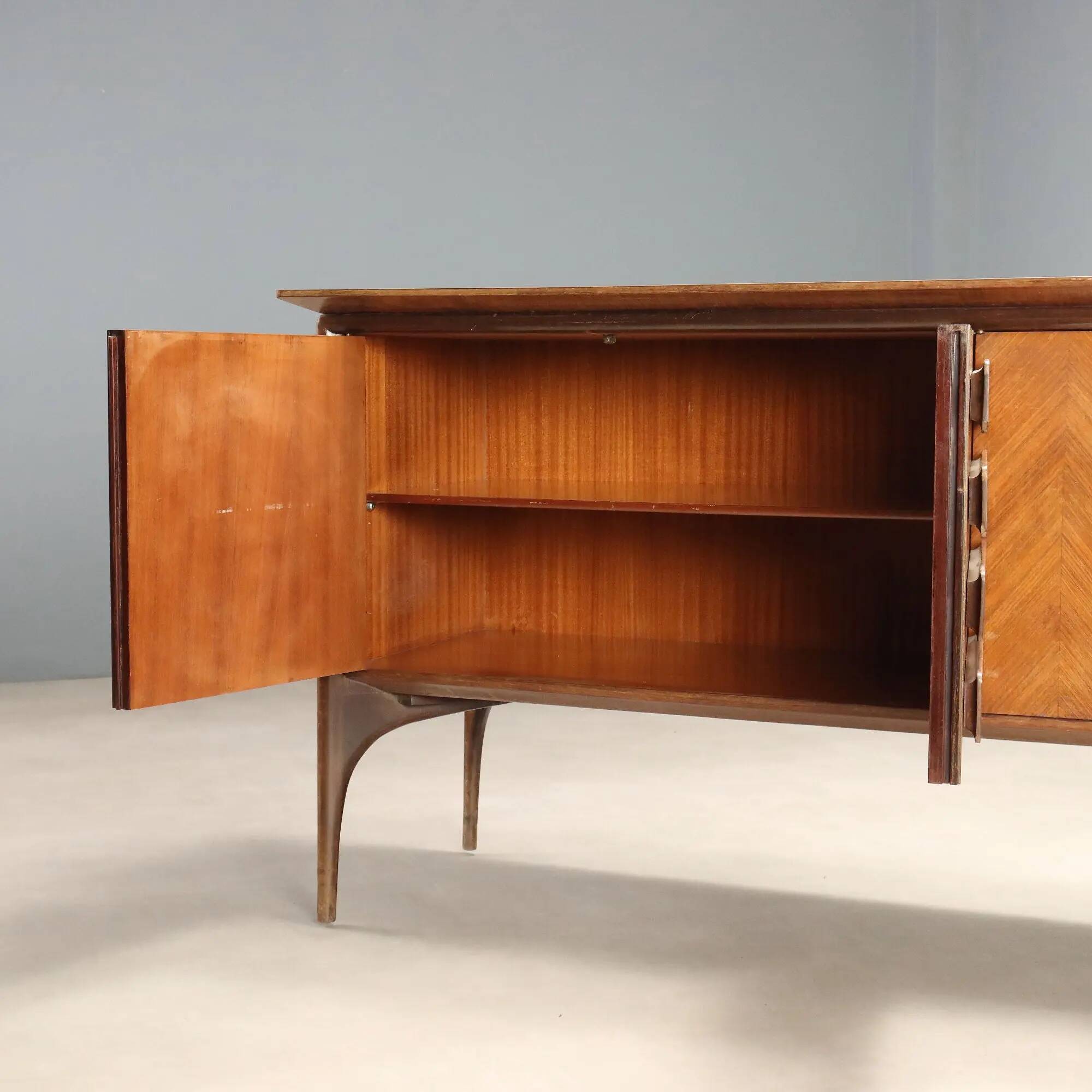 Vintage buffet design by Ico Parisi in ebonised wood, 1950s.