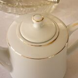 Selfish white porcelain teapot