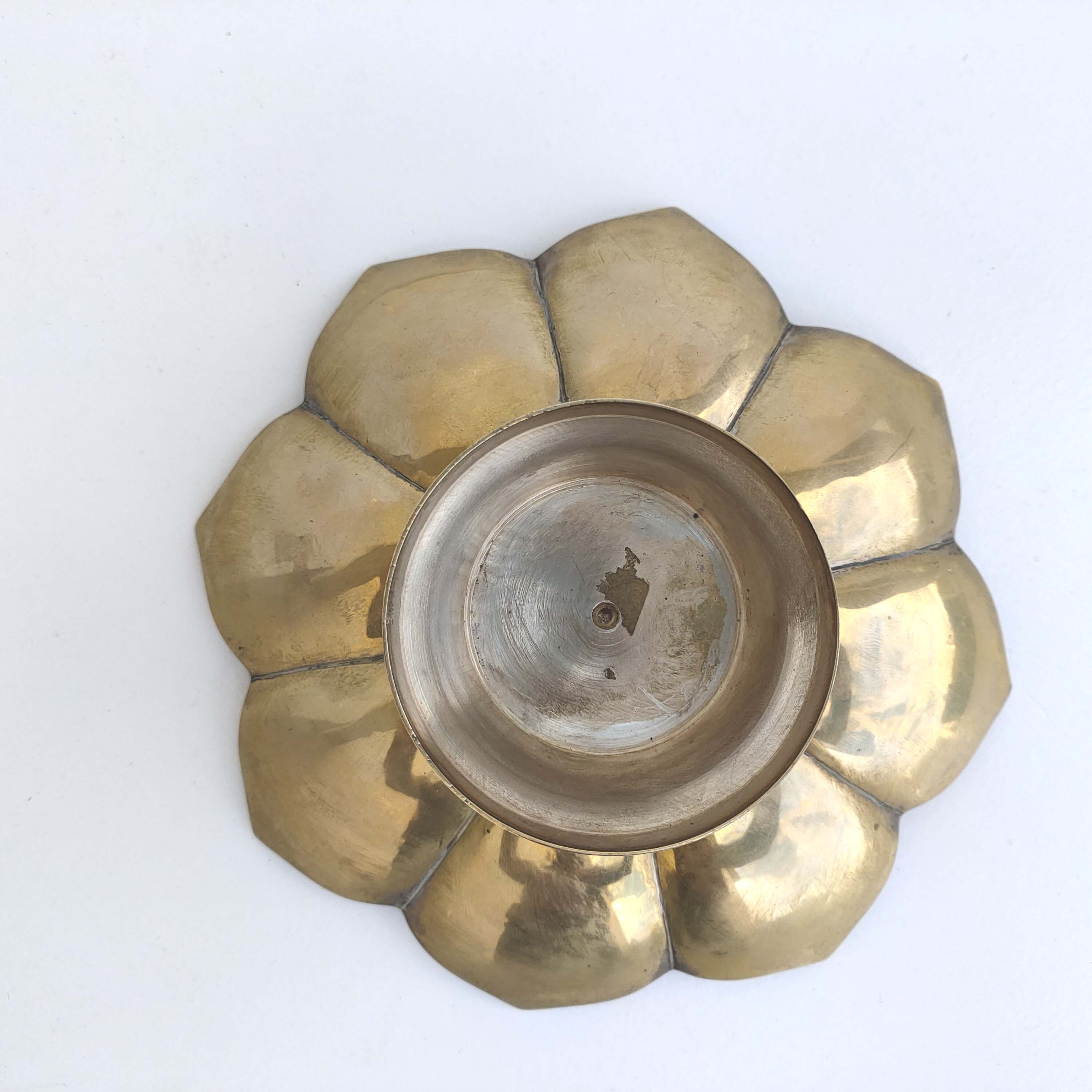 Brass flower cup