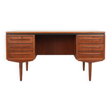 Bureau en teck, design danois, années 1960, designer : J. Svenstrup