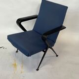 set of 2 Repose armchairs by Friso Kramer for Ahrend de Cirkel