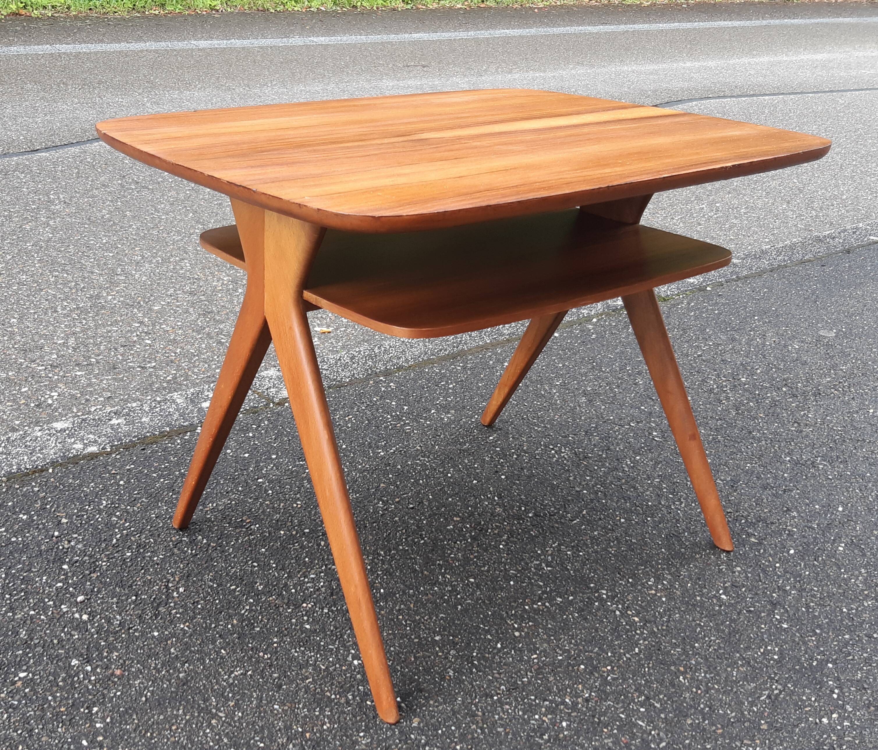 Table basse scandinave