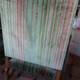 Paire de fauteuils tissu velours rayé