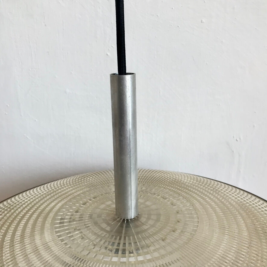 Resin UFO suspension