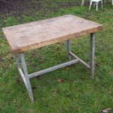Work table, workshop, log