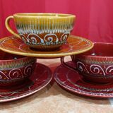 3 cups and their saucers