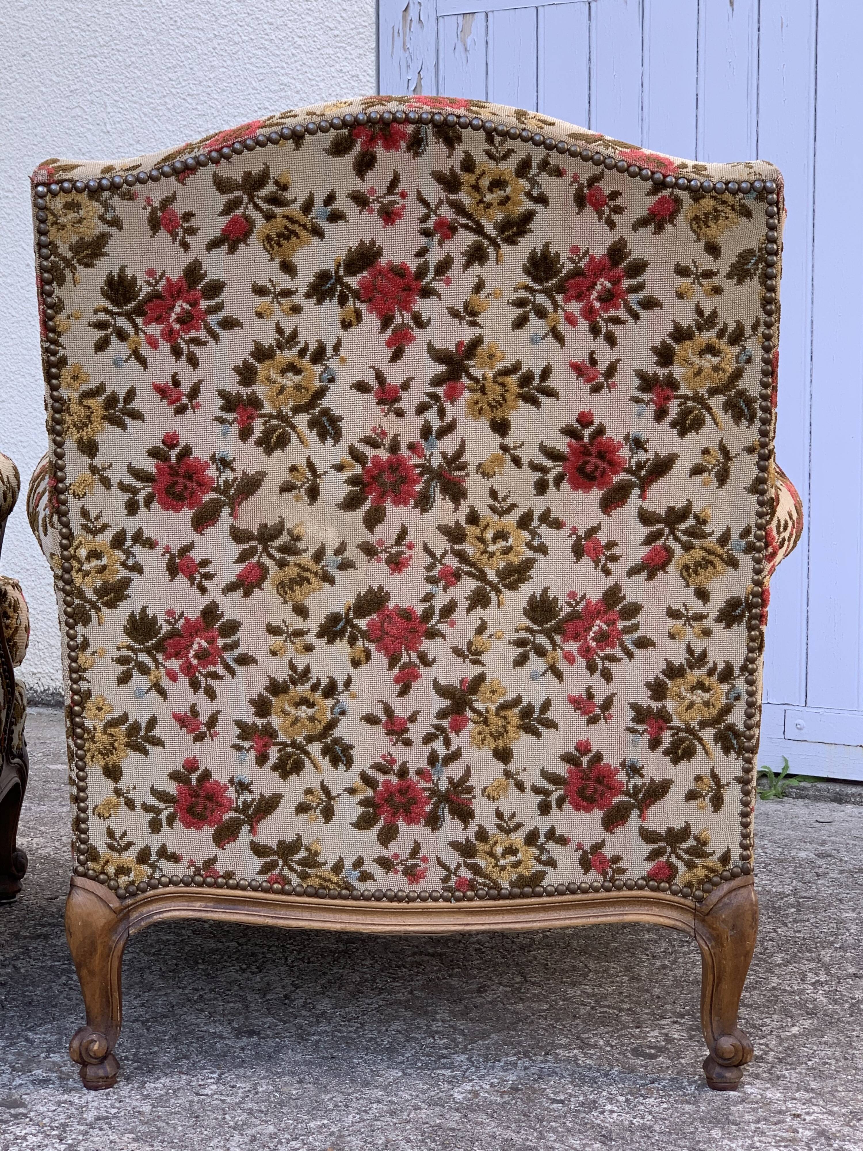 Antique Louis XV style shepherdess armchair in floral flocked fabric