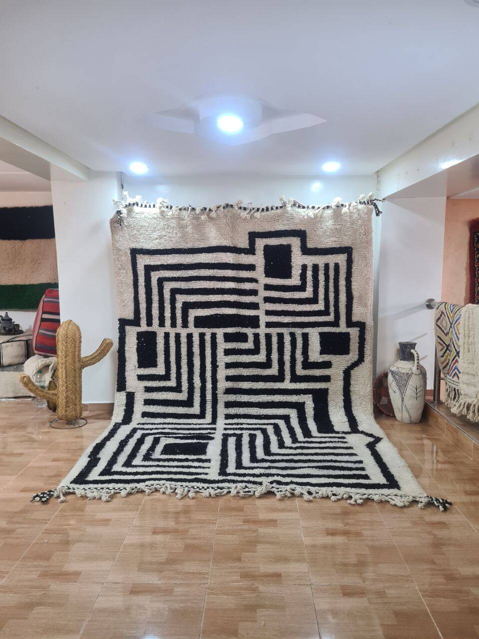 Handmade Beni Ouarain rug 300x200 cm