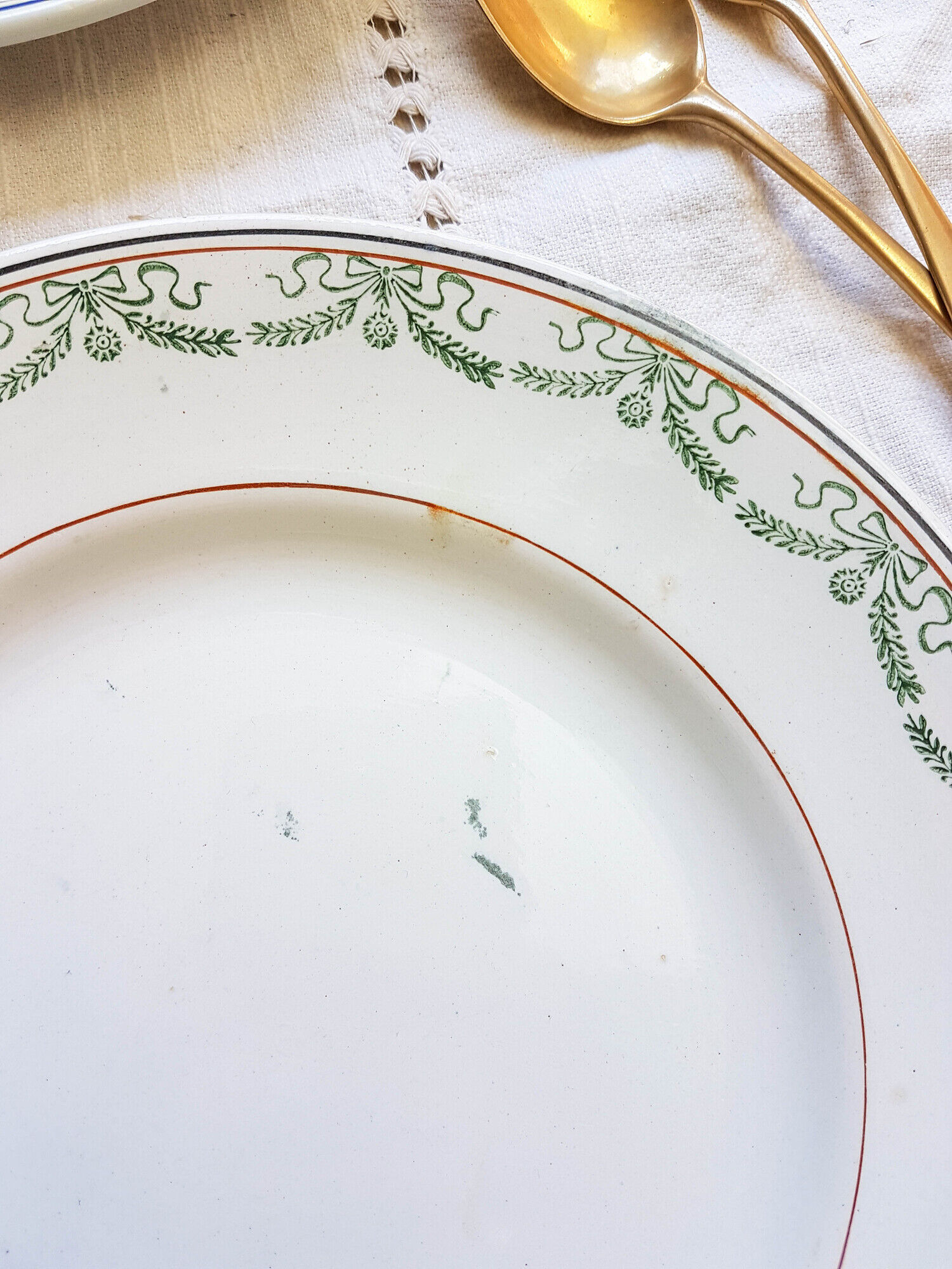 Set of 6 flat plates Saint Amand Blue white red Iron Earth