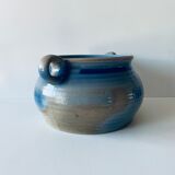 Sandstone pot or garnish