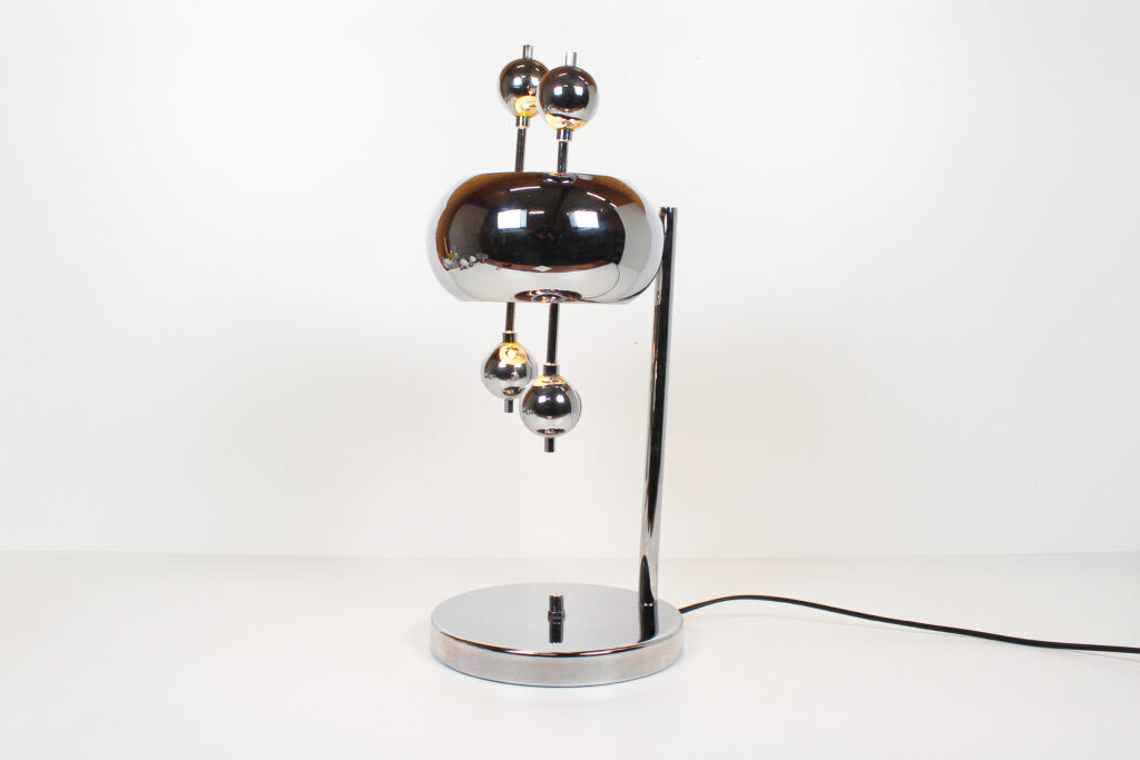 Rare polished metal table lamp by Reggiani, Italy 1970s