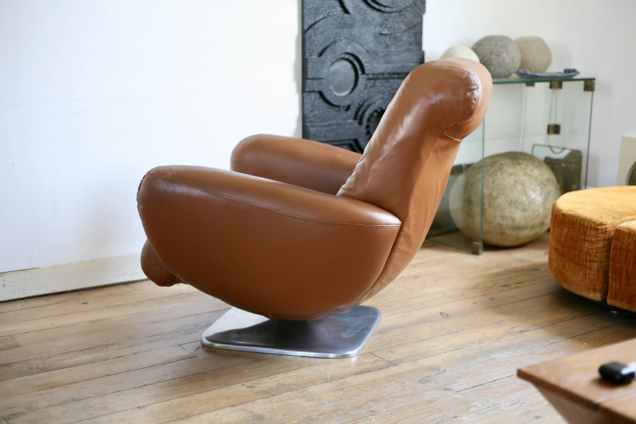 "Space age" armchair, 1970s, leather.