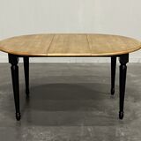 Black extendable classic dining table, 6/8 place settings