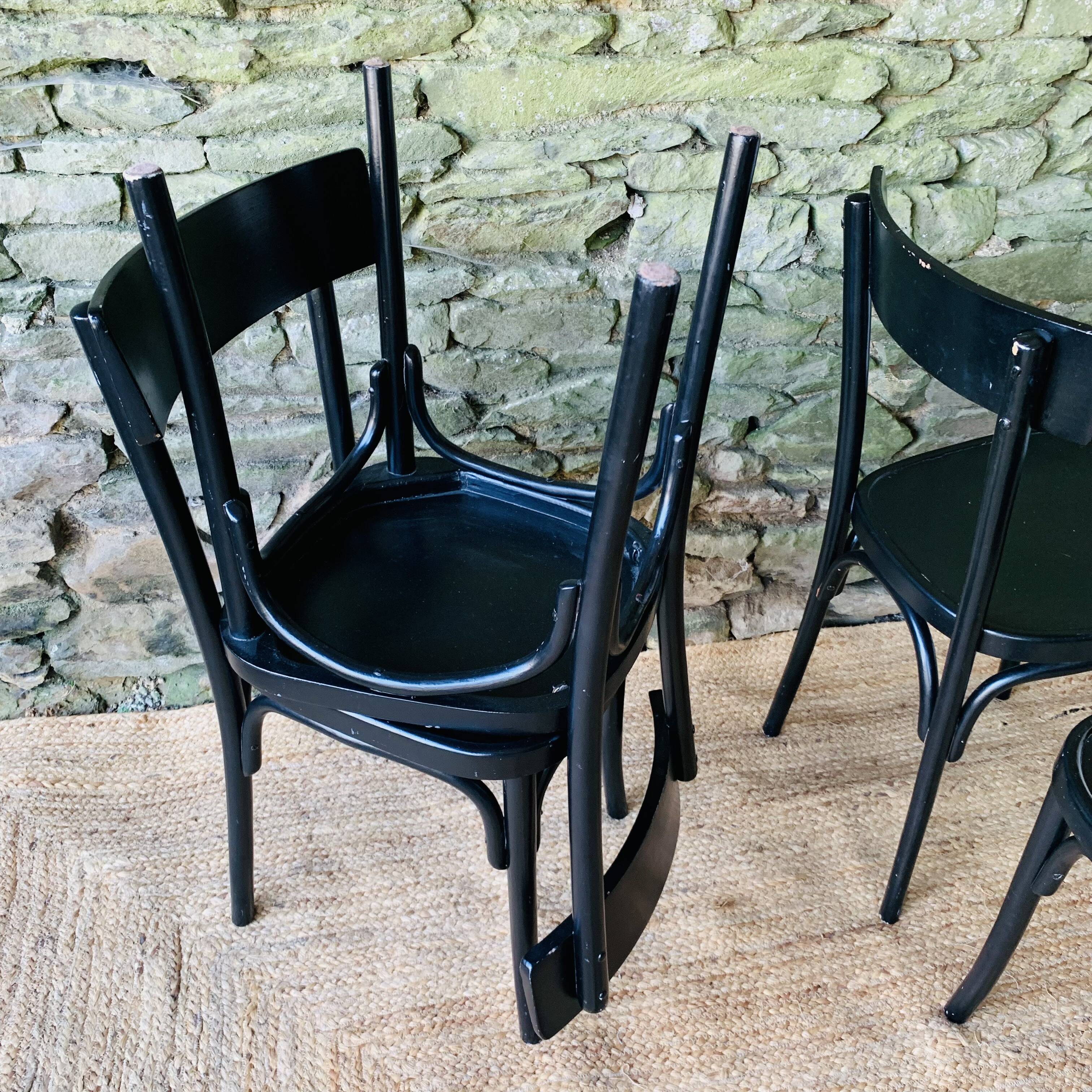 Ensemble de 4 chaises bistrot