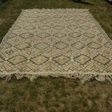 Tunisian carpet 335 cm x 225 cm