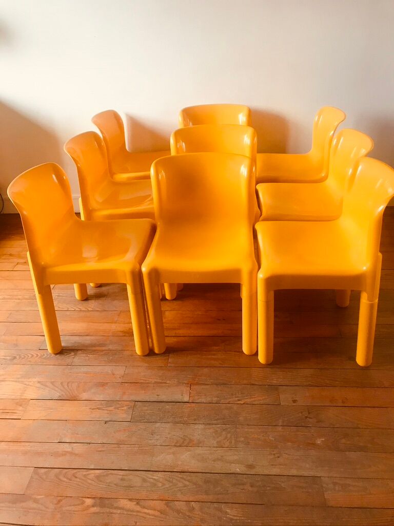 Neuf chaises 4875 de Carlo Bartoli pour Kartell