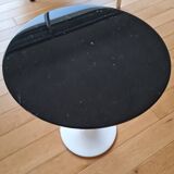 Knoll pedestal table Tulip collection by Eero Saarinen