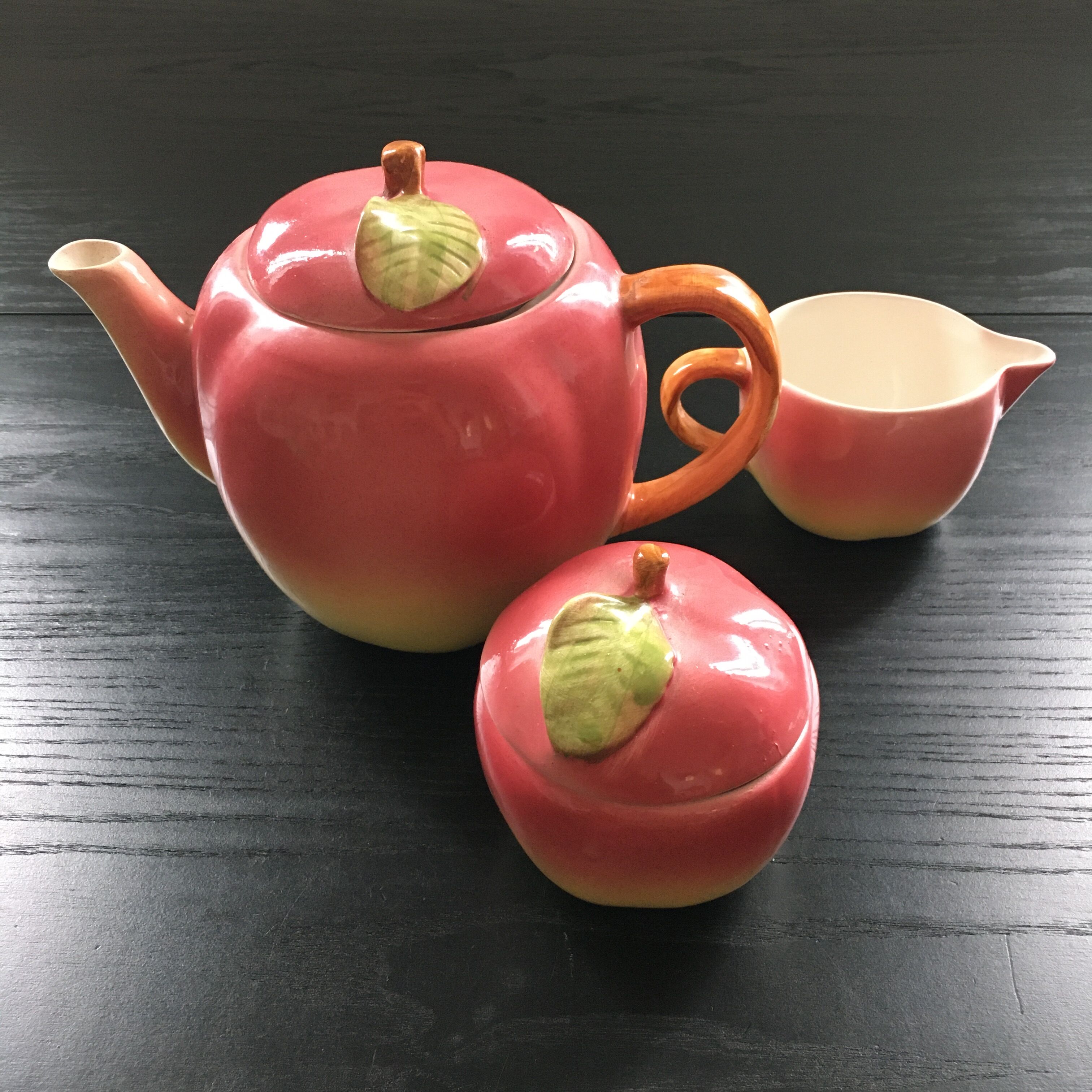 Pink apple tea set