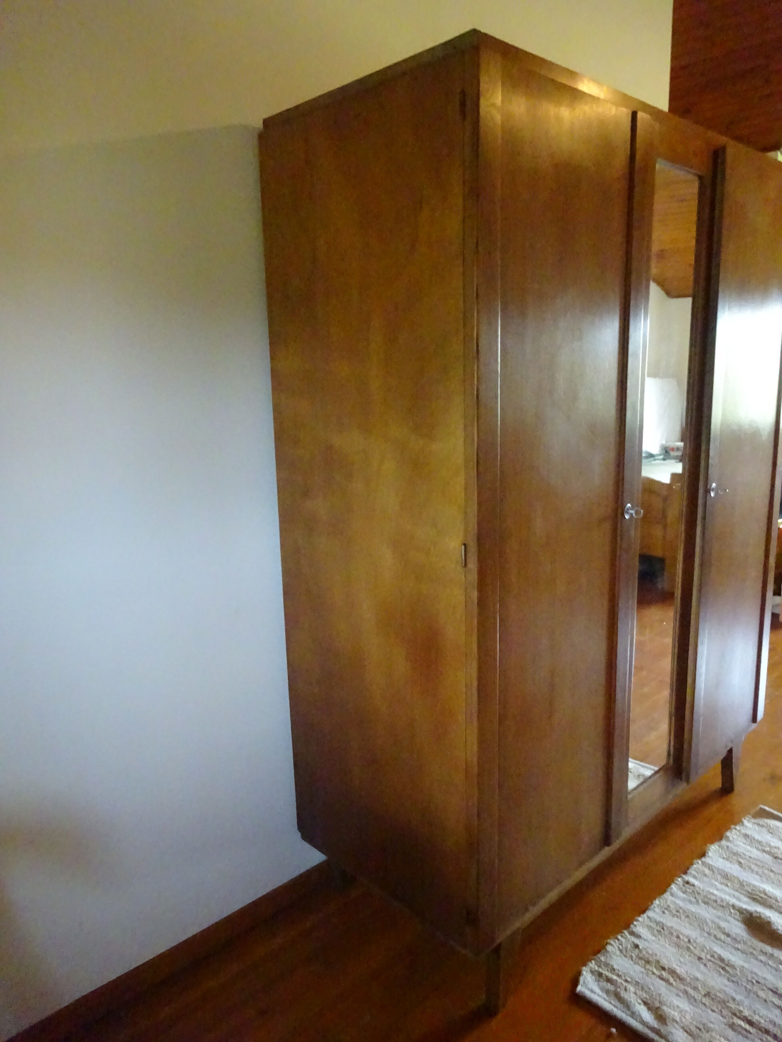 Armoire avec penderie et étagères, 1960s