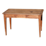 Farm table