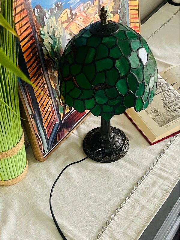 Vintage Tiffany Inspiration Lamp and Green Shade | Green Foliage Shade