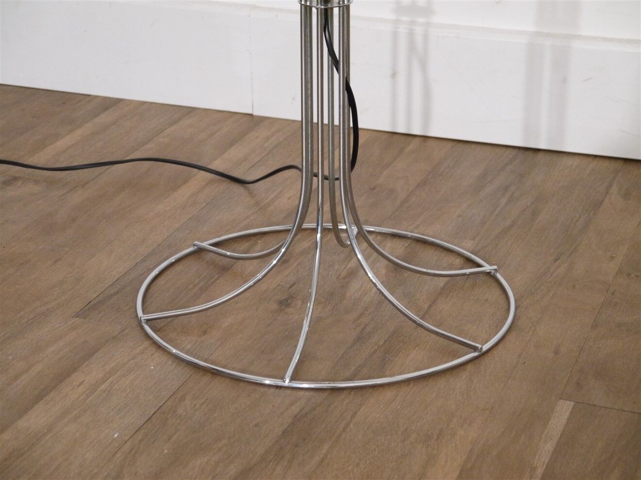 Vintage lamppost in metal 1970