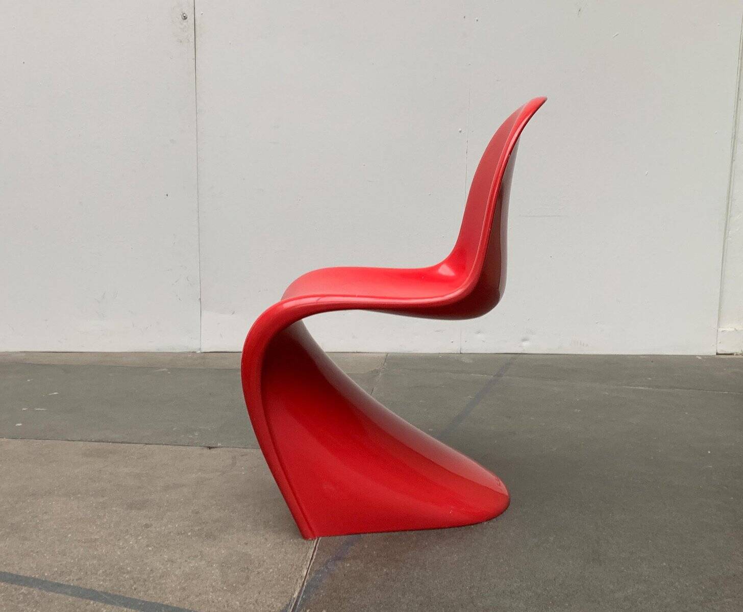 Set of mid-century Panton chairs by Verner Panton for Vitra Herman Miller.