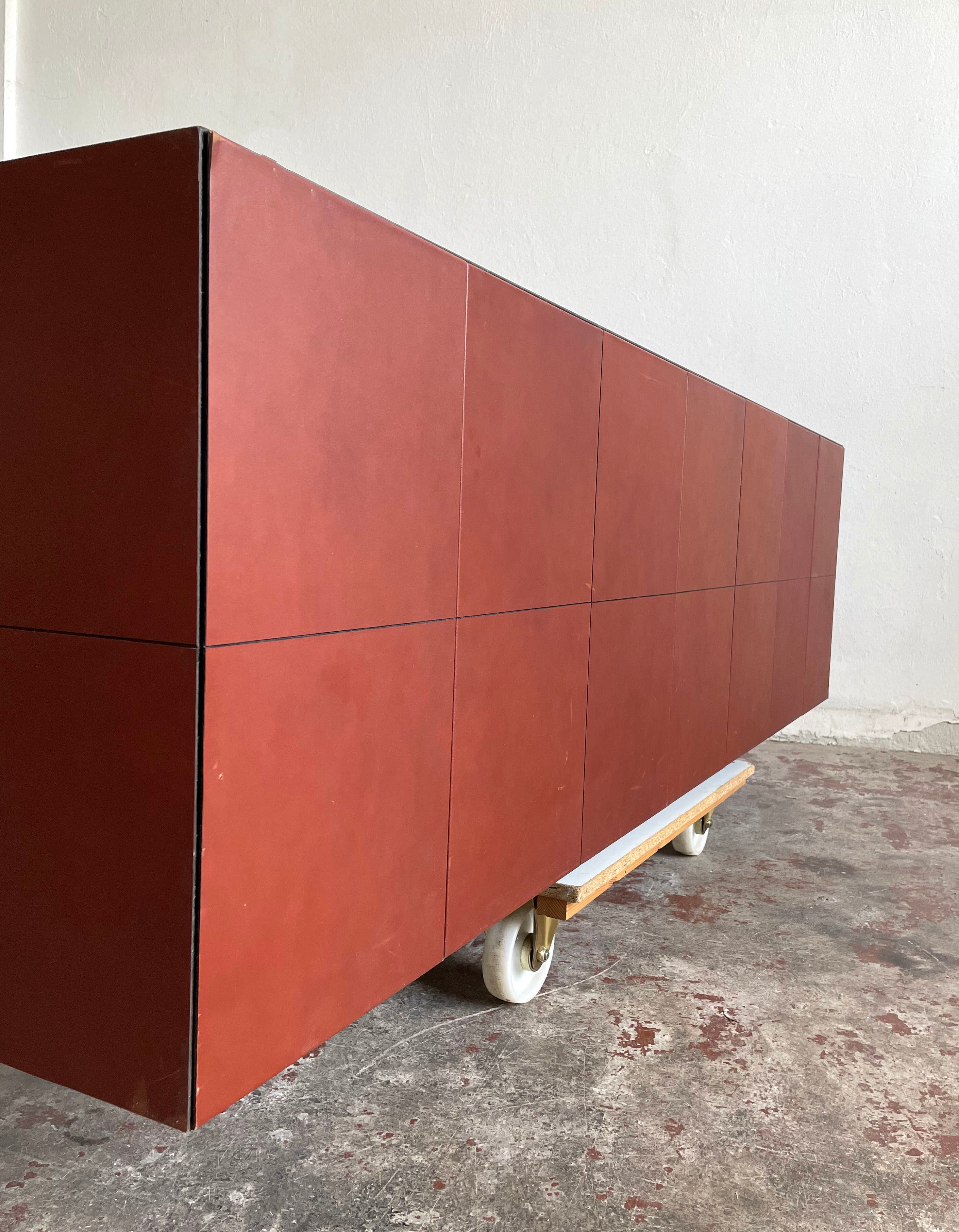 Enfilade par Lella & Massimo Vignelli pour Poltrona Frau, Italie années 1990