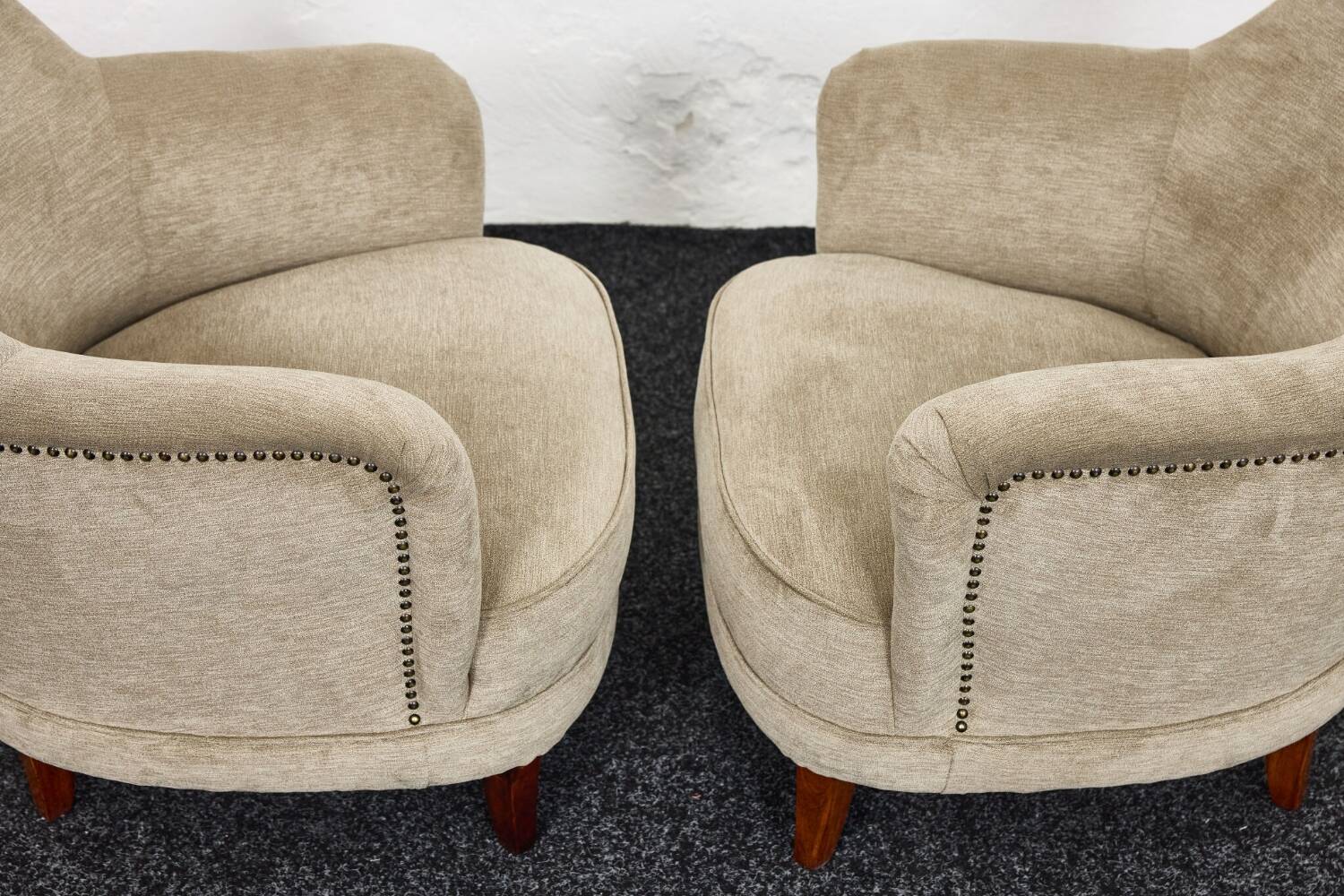 Fauteuils-chaises cocktail du milieu du siècle conçus par Pál Vince, 1947 Hongrie