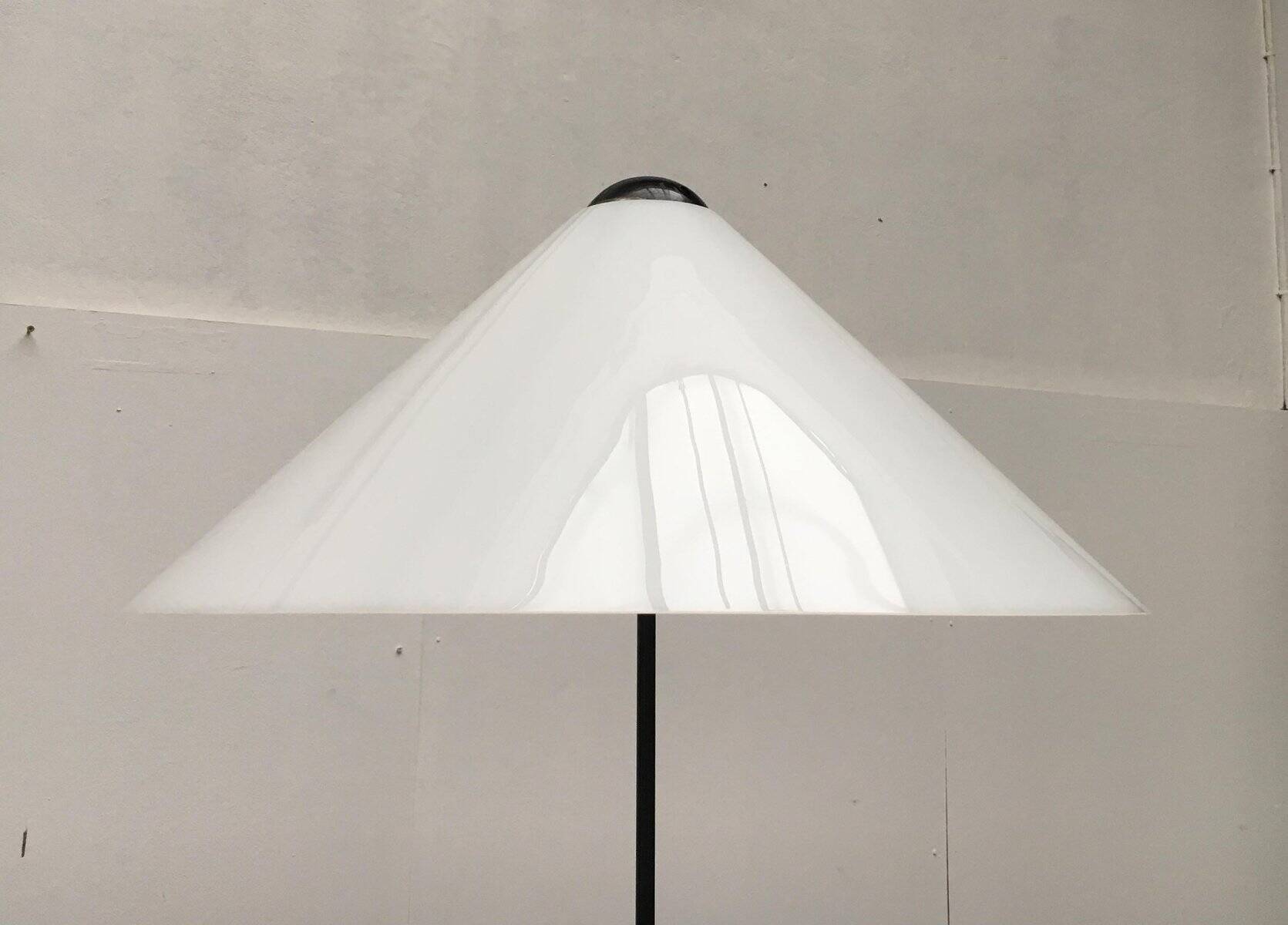 Mid-Century Snow floor lamp by Vico Magistretti for Oluce, 1970s