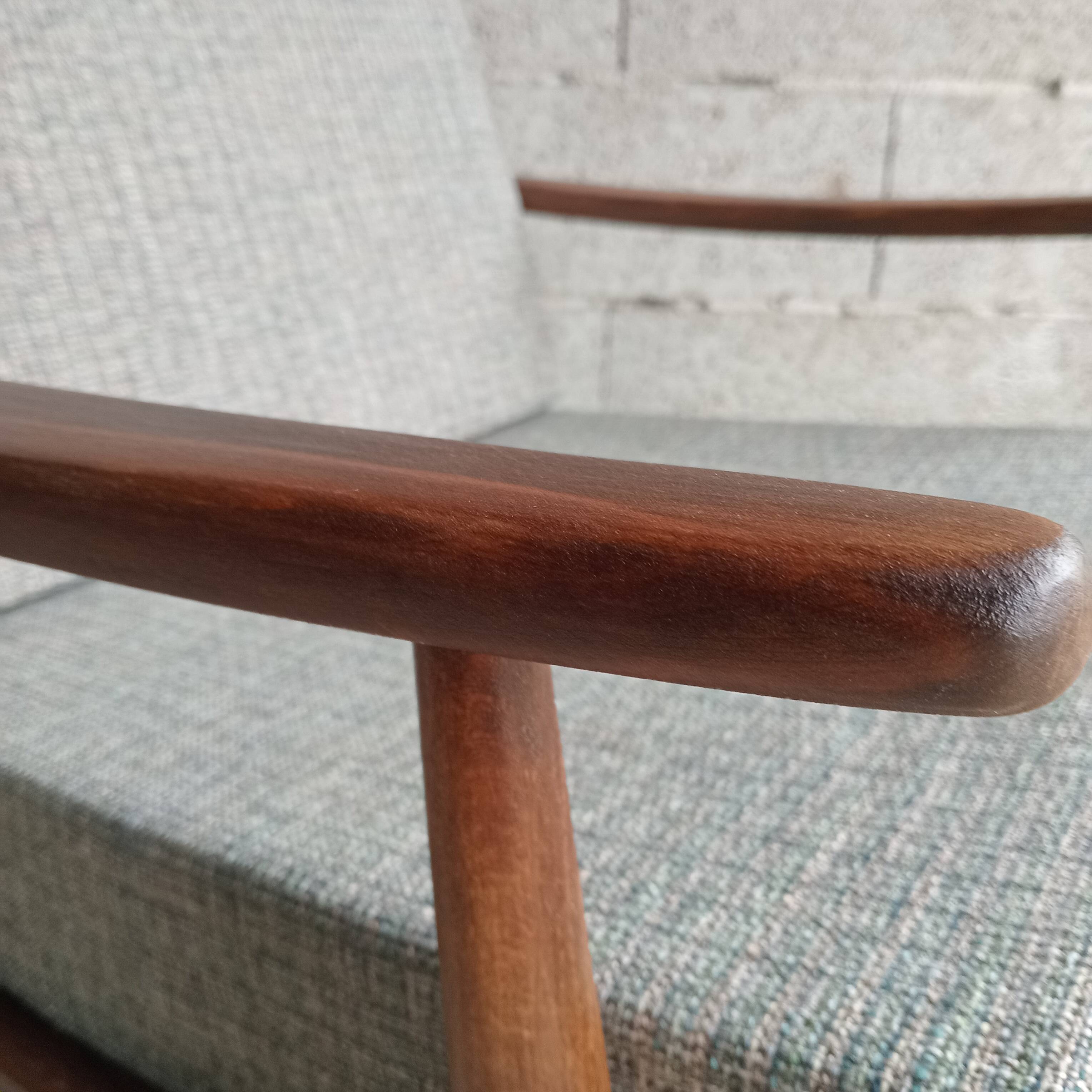 Vintage 1960s boomerang armchair in beechwood – restored and upholstered in vintage fabric