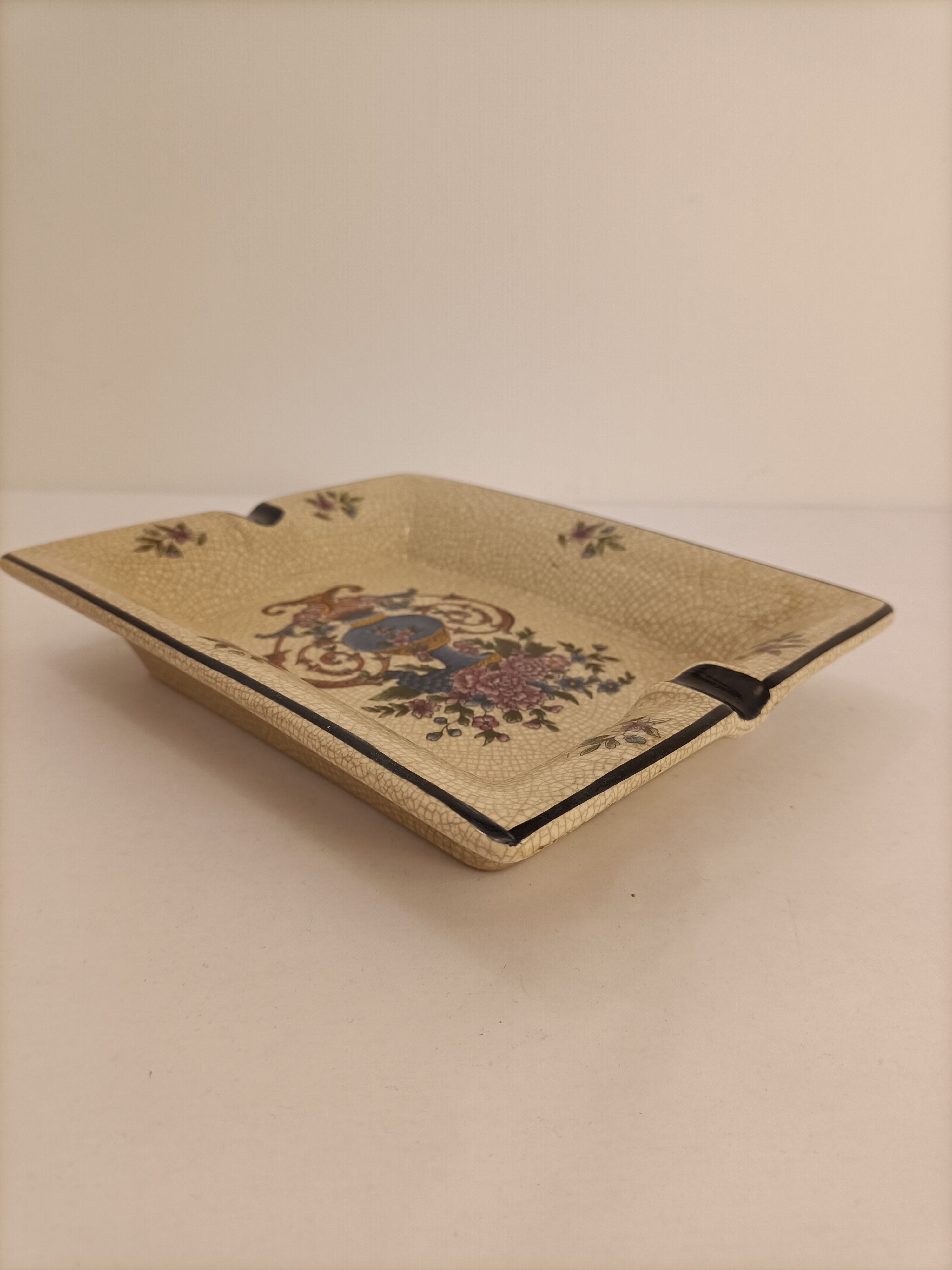 Vintage ceramic ashtray