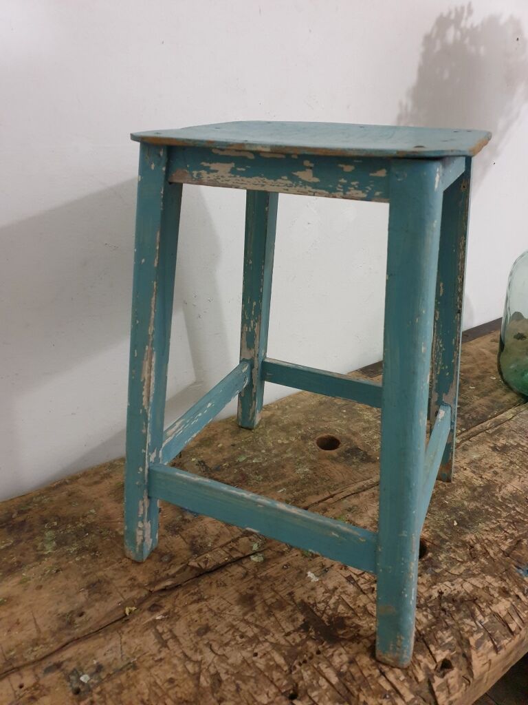 Workshop stool