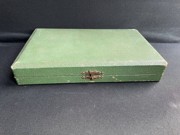 Coffret couverts de service à fraises argent 800/1000ème et vermeil - France - Fin du XIXè