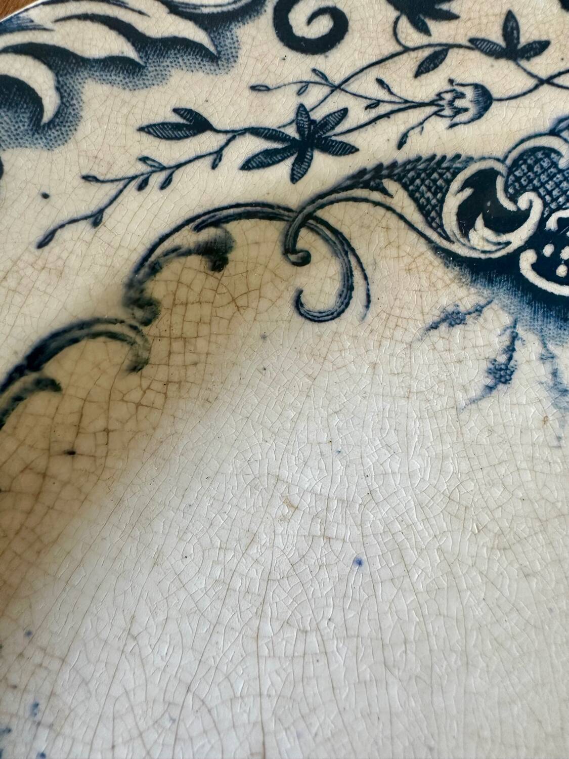 English earthenware dish