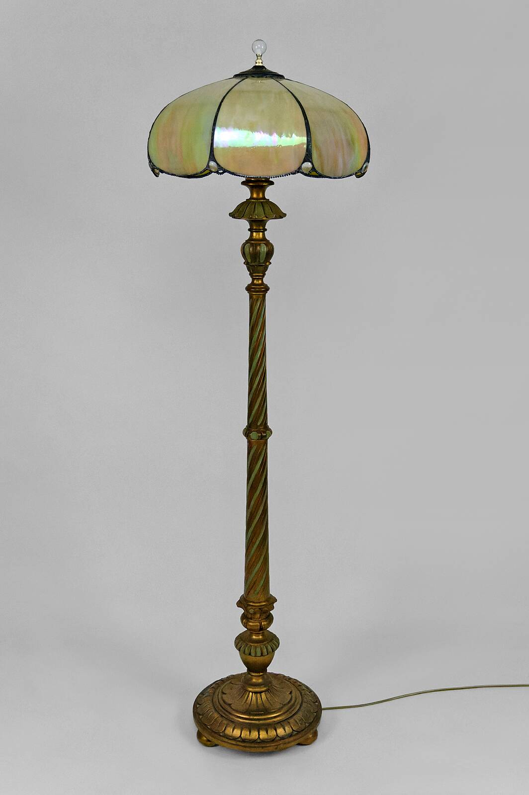 Floor lamp in gilded carved wood and pearly glass lampshade, Art Deco, France, Circa 1920