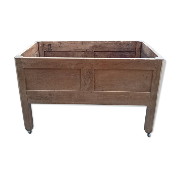 Coffre en bois (Maie)