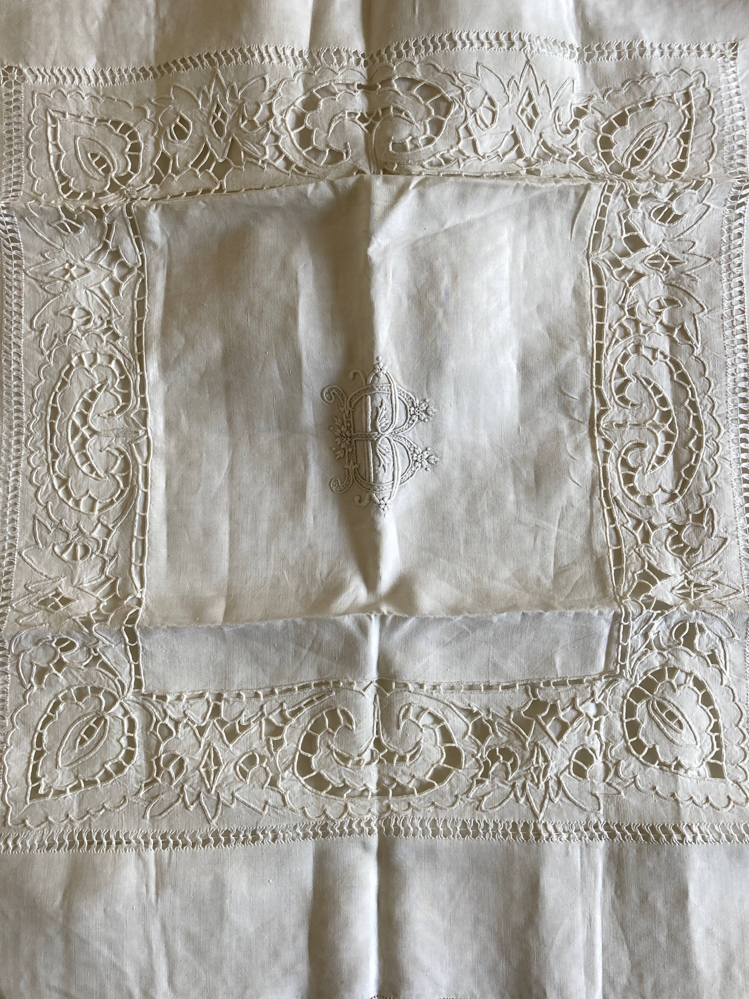 Pair of chateau pillowcases made of embroidered linen thread richelieu 19th
