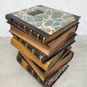 Vintage stacked book sidetable ‘History of art’
