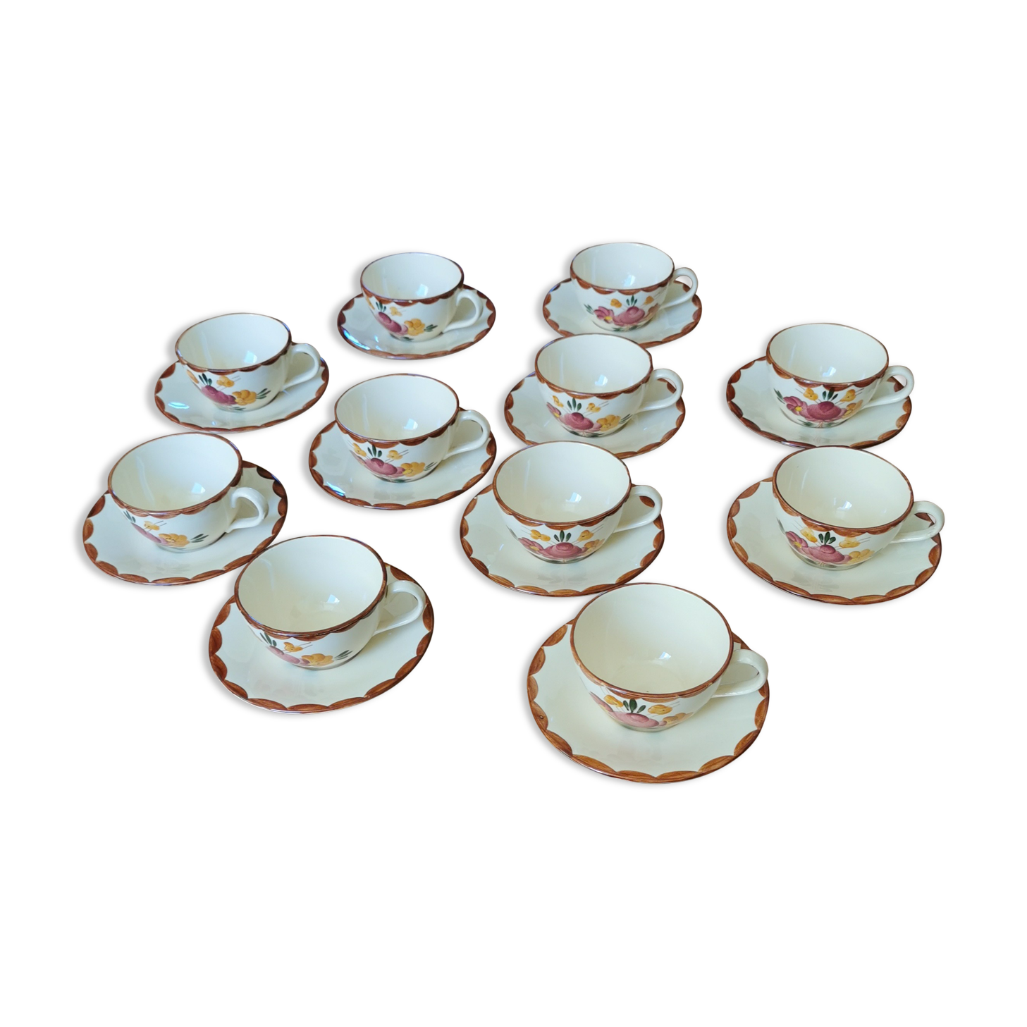 11 cups and teacups and sub-cups Longchamp model Agen