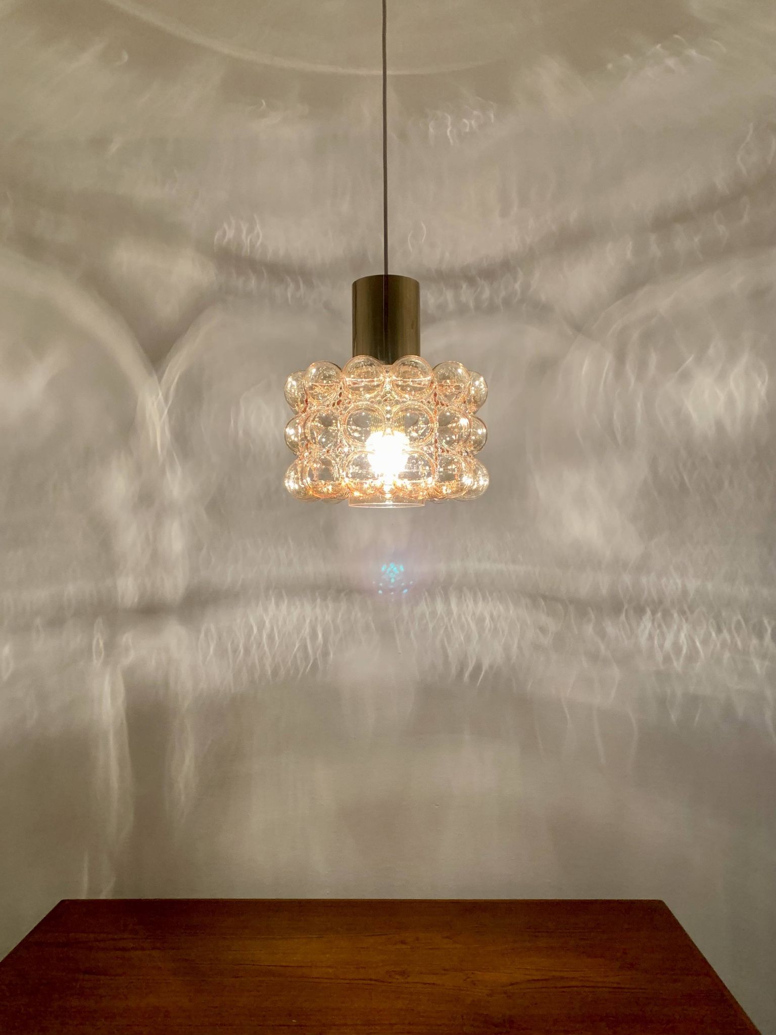 1 of 2 Large Bubble Glass Pendant Lamps by Helena Tynell for Glashütte Limb