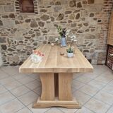 Farmhouse table