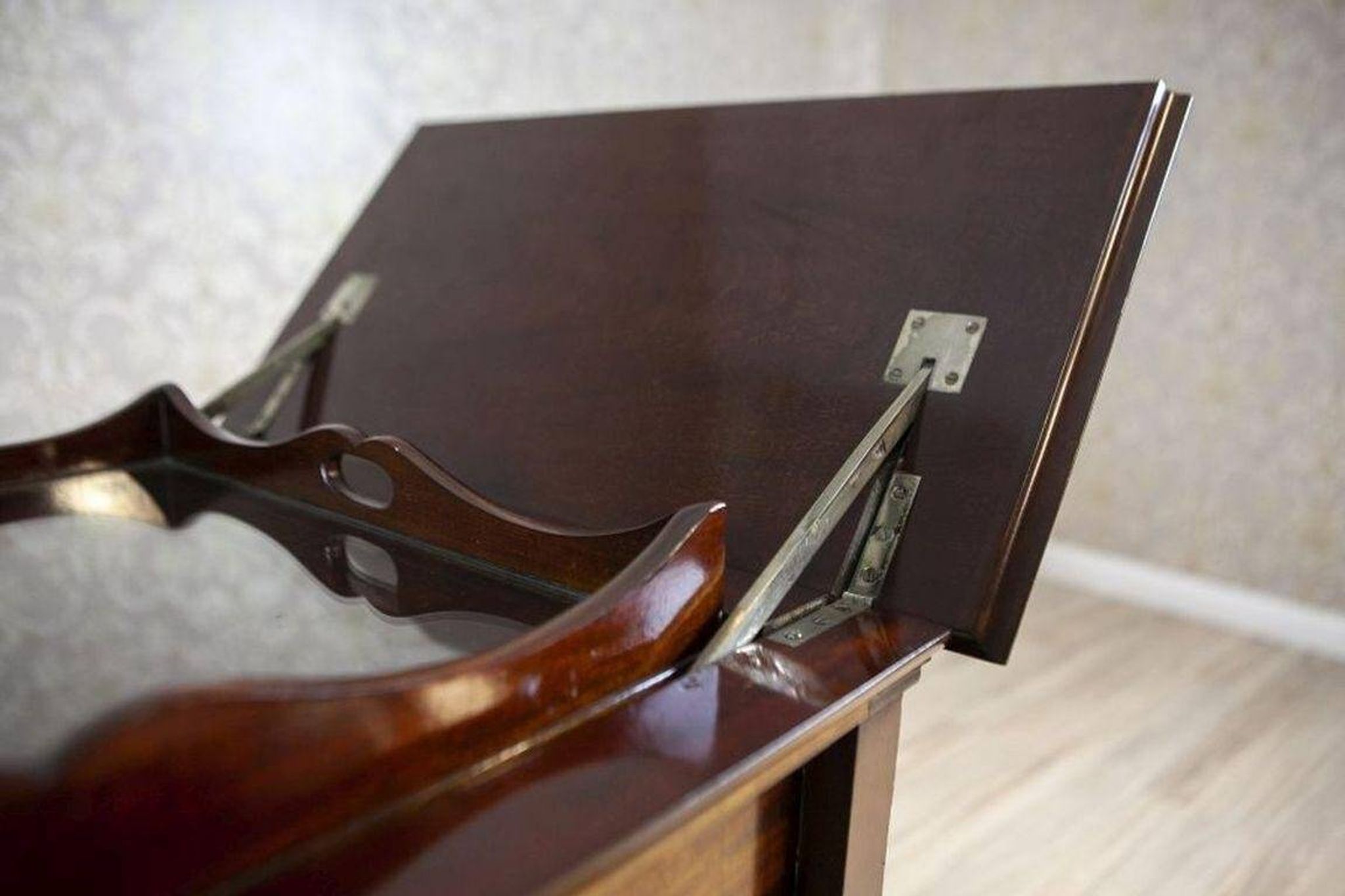 English Mahogany Side Table with Hidden Tray, 1880